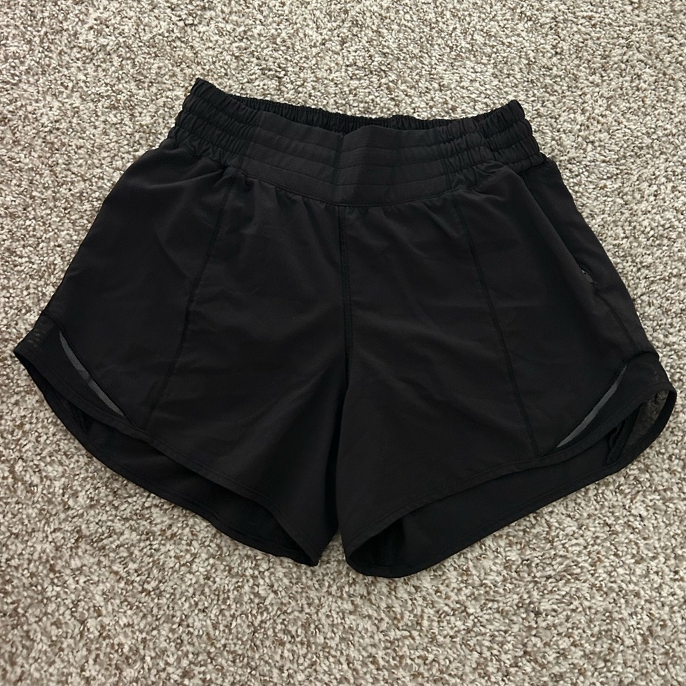 lululemon athletica black hotty hot shorts
